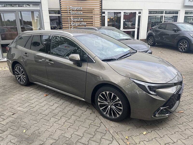 Toyota Corolla Touring Sports Hybrid 1.8 Team D