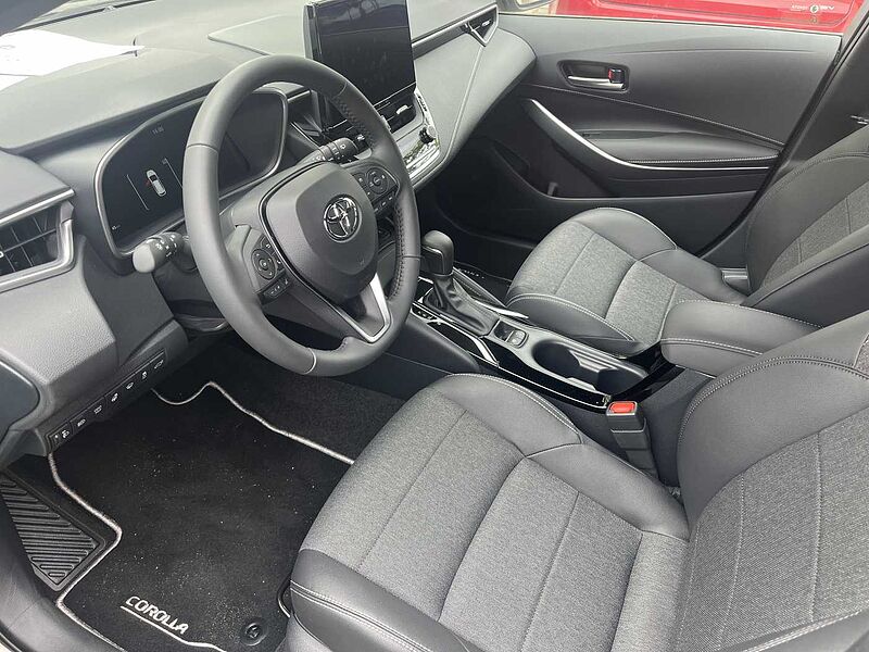 Toyota Corolla Touring Sports Hybrid 1.8 Team D