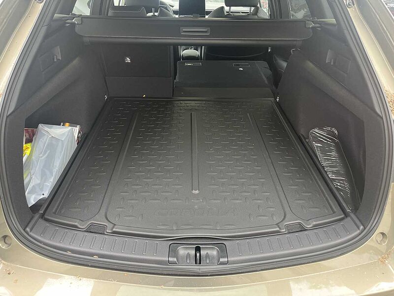 Toyota Corolla Touring Sports Hybrid 1.8 Team D