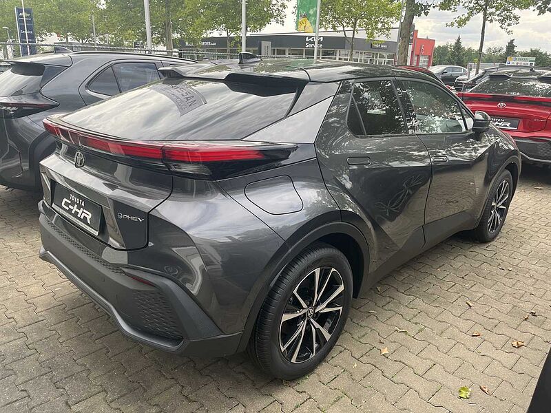 Toyota C-HR 2.0 Plug-in Hybrid Team D