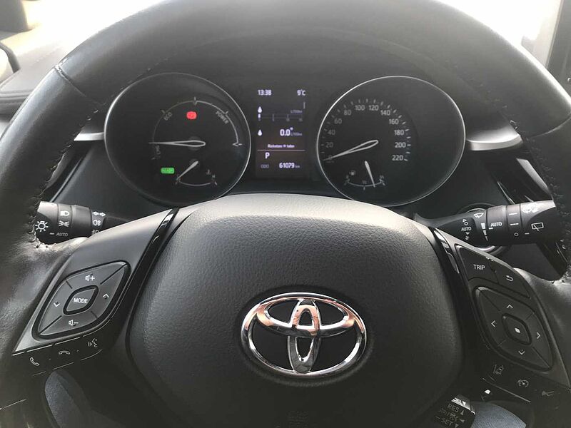 Toyota C-HR Hybrid 2.0 Orange Edition