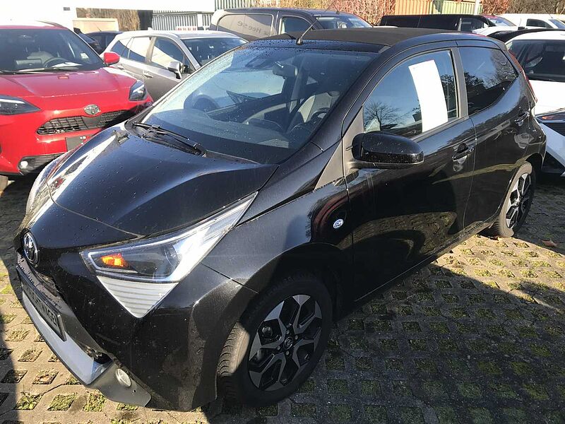 Toyota Aygo 5-Türer x-play Team D. Air / Cabrio