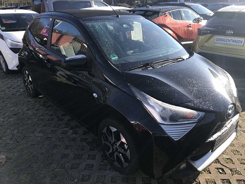 Toyota Aygo 5-Türer x-play Team D. Air / Cabrio