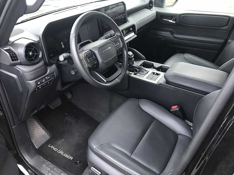 Toyota Land Cruiser 2.8 D-4D 4x4 Auto. Executive AZV