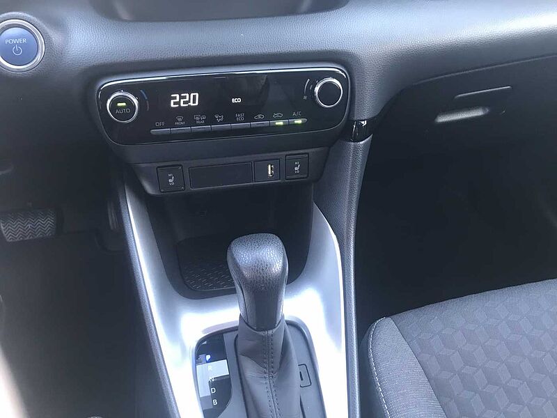 Toyota Yaris Hybrid 5-Türer 1.5 Team D