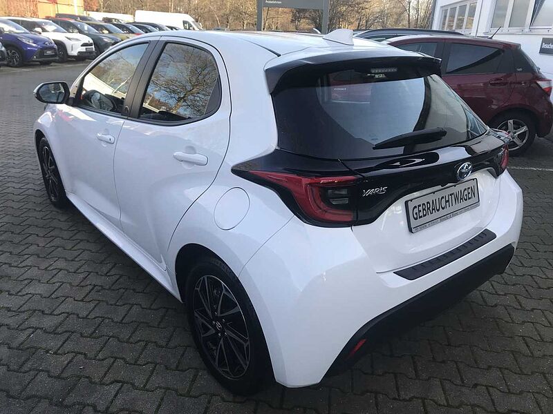 Toyota Yaris Hybrid 5-Türer 1.5 Team D