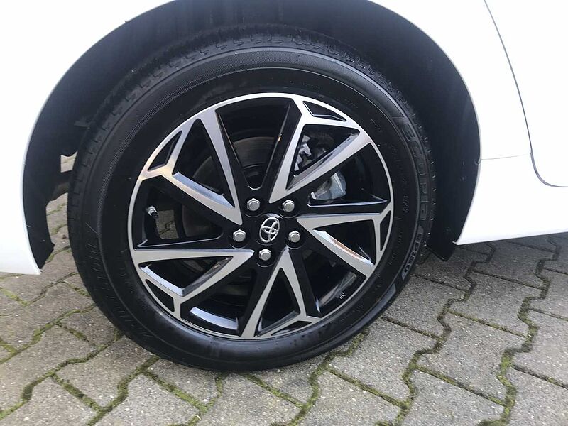 Toyota Yaris Hybrid 5-Türer 1.5 Team D