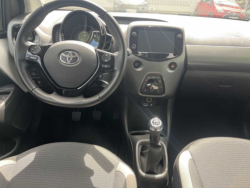 Toyota Aygo 5-Türer Team D / Cabrio