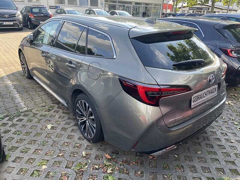 Toyota Corolla Touring Sports Hybrid 1.8 Team D
