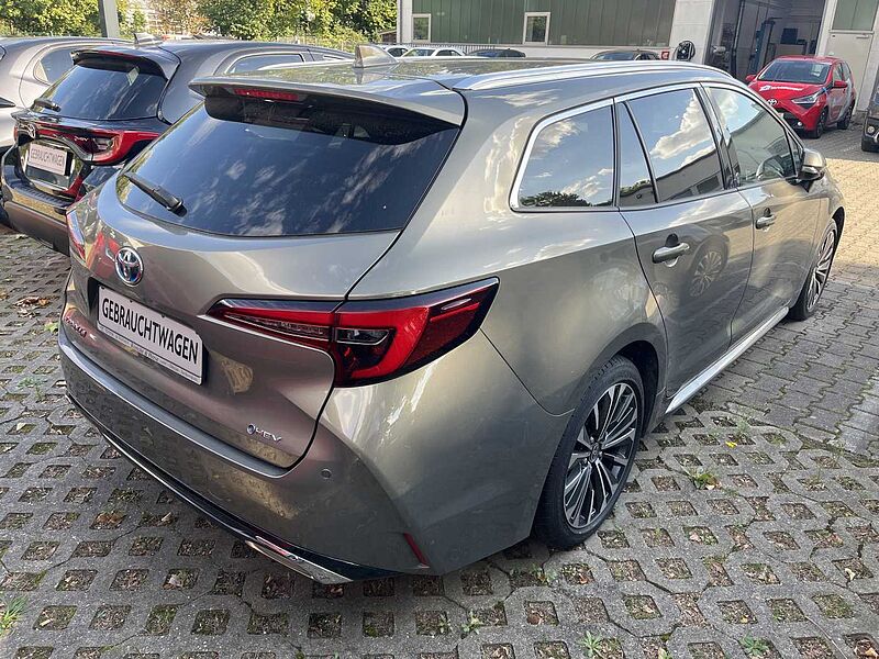 Toyota Corolla Touring Sports Hybrid 1.8 Team D