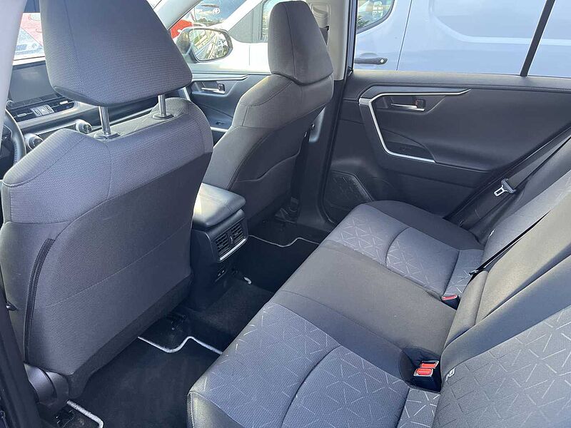 Toyota RAV4 Hybrid 4x2 Team D